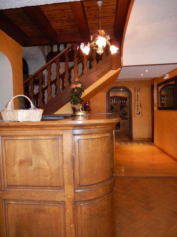 Отель Le Relais De L'Aubrac Насбиналь Экстерьер фото