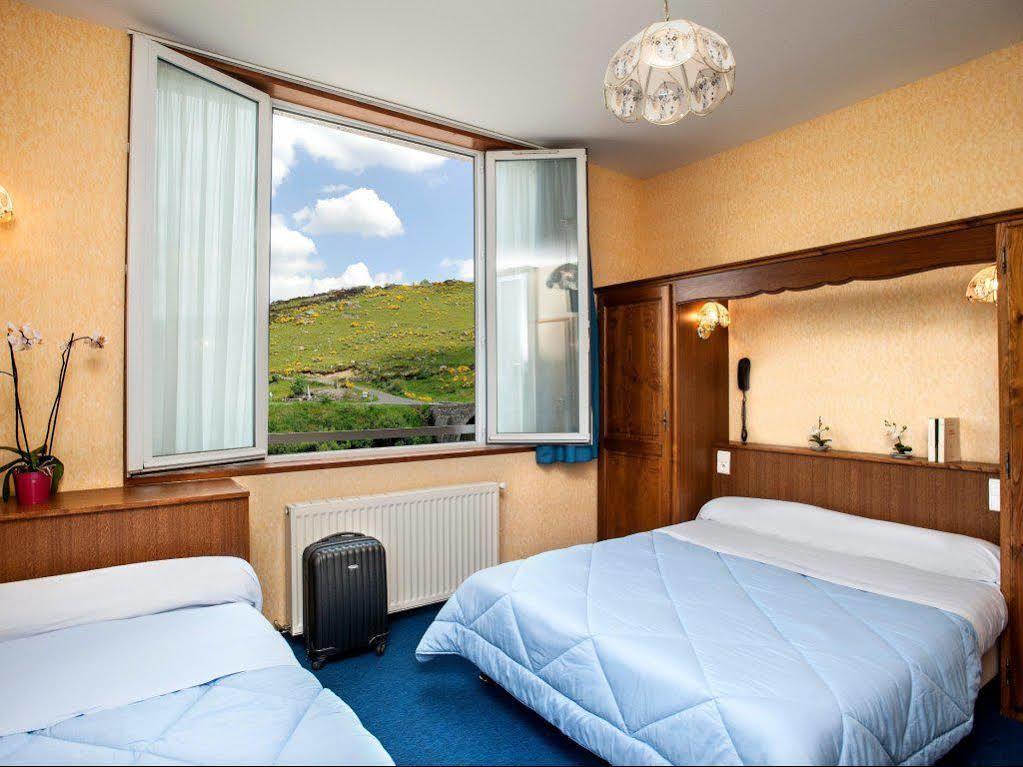 Отель Le Relais De L'Aubrac Насбиналь Экстерьер фото